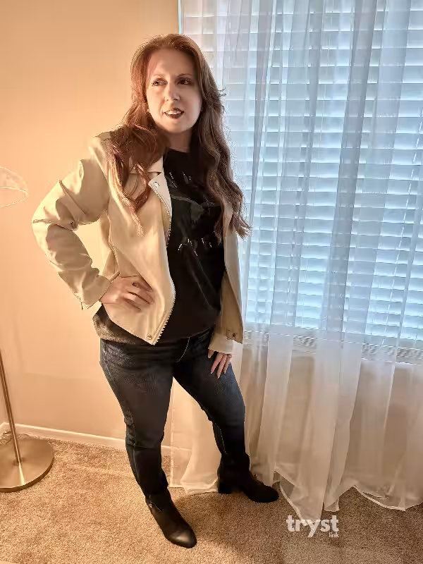 Escort/Massage Kelsey Belle / Lilred69 in Ann Arbor, MI