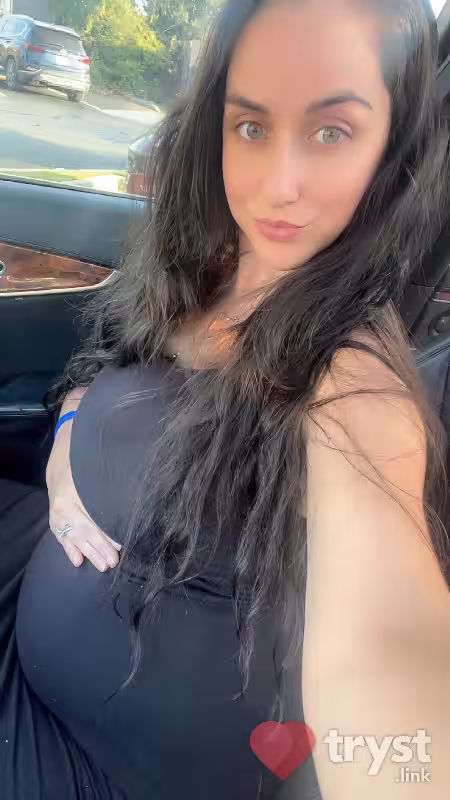 Escort Nya Knox in Atlanta, GA