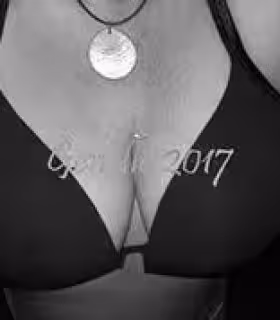 Escort/Massage Genelle in Chicago, IL