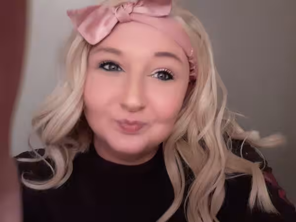 companion Chloe / Chloeblue83 in Edison, NJ