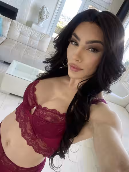Escort/Massage TS Ariel Demure in Los Angeles, CA