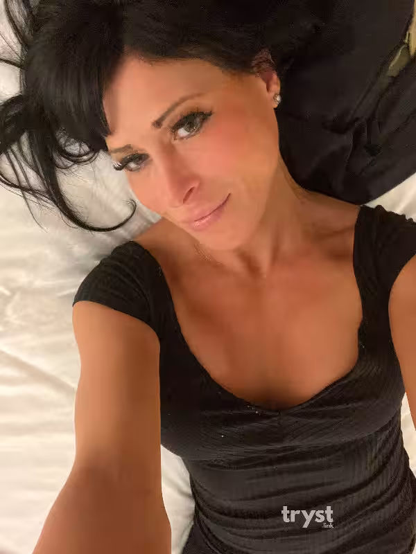 Escort/Massage Bizee in Rochester, NY