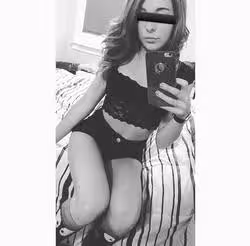 Escort Flo in Edison, NJ